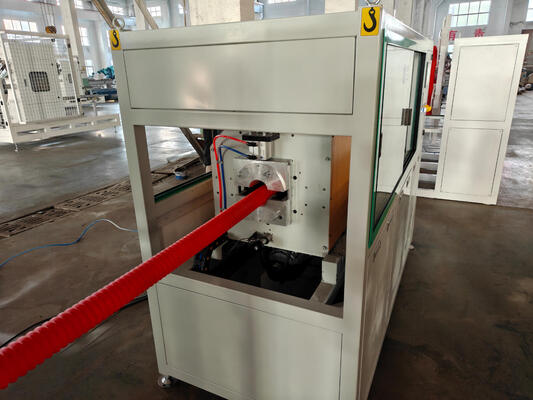 Siemens Electric Double Wall Corrugated Pipe Extrusion Line with Water Cooling and 100kg/h - 2000kg/h Production Capacity