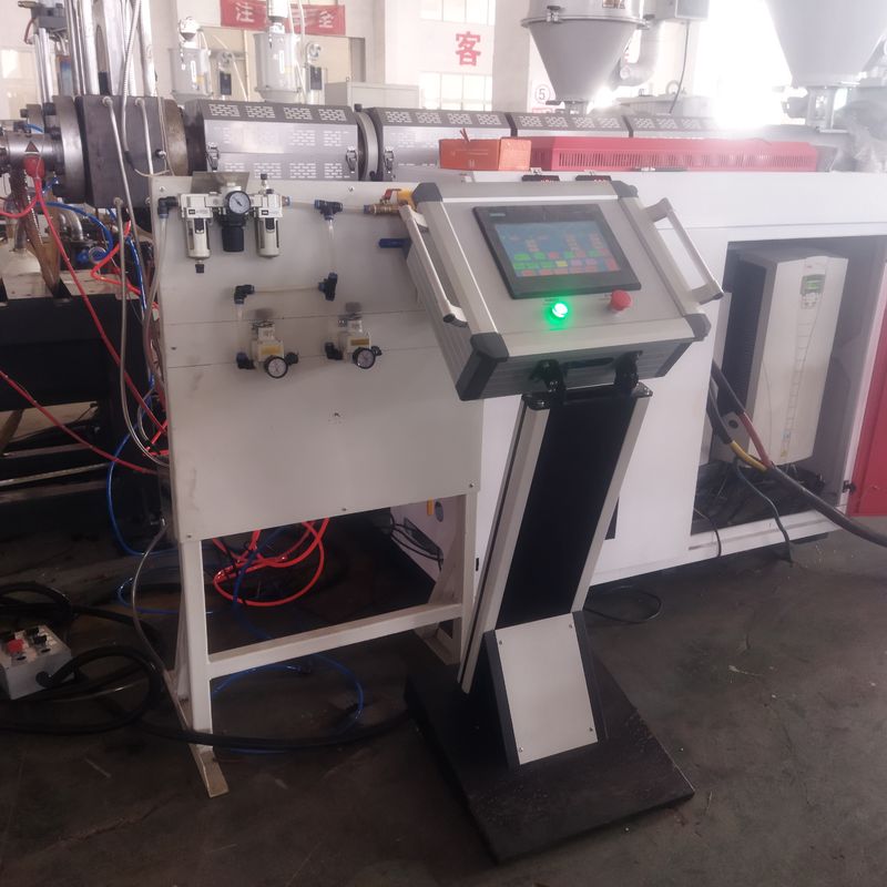 Línea de extrusión automatizada y computarizada para tubería corrugada de doble pared con motor Siemens y capacidad de 8-15 kg/h