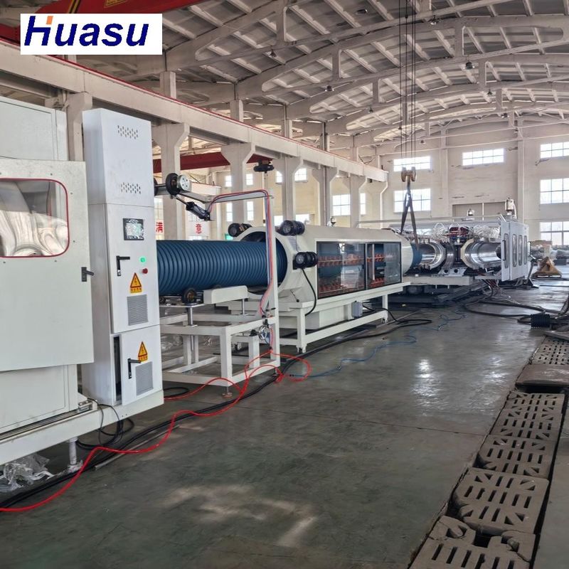 Línea de extrusión de tuberías corrugadas de doble pared de 32-1600 mm de diámetro con enchufe en línea y potencia instalada de 520 kW