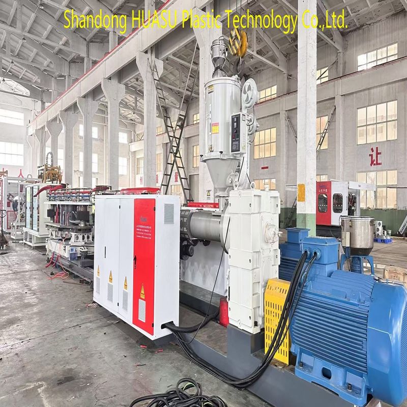 Línea de extrusión automática de tuberías de plástico con Siemens ABB, componentes eléctricos principales y refrigeración por agua y aire para una producción personalizable