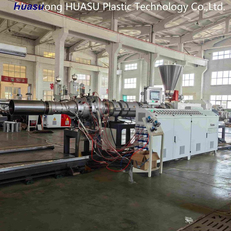 Máquina de tubería corrugada de alta producción de 500-2000 kg/h con diámetro de tubería de 32-1600 mm y tecnología PLC de Siemens