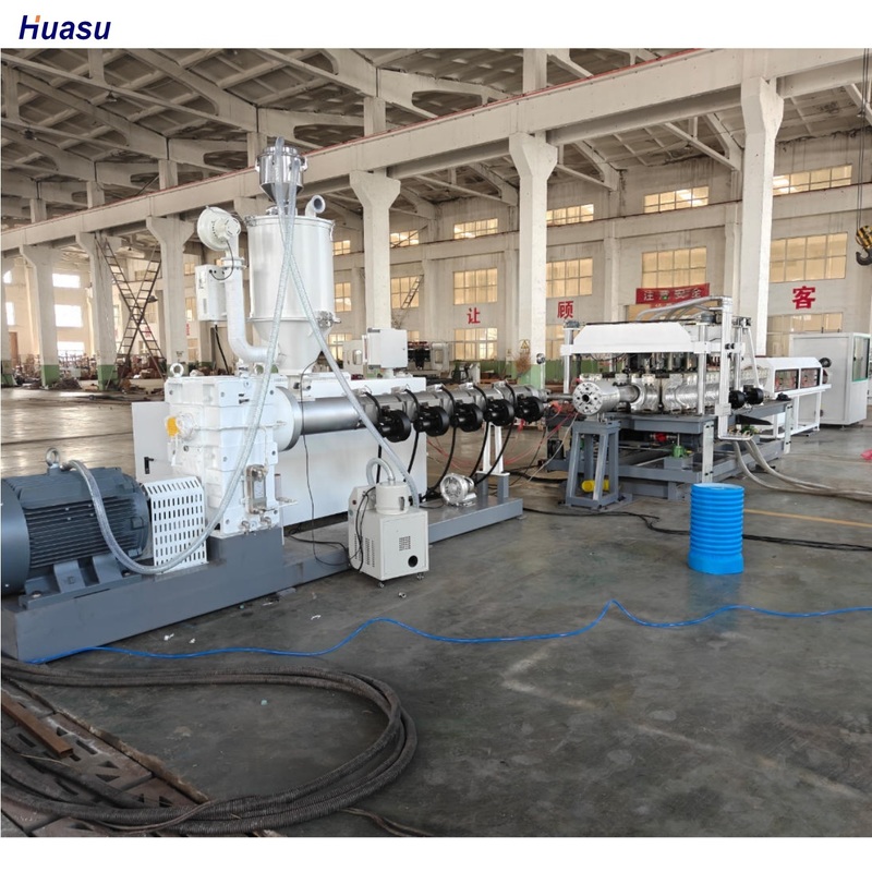 Línea de extrusión automática de tubería DWC con inversor Siemens y relé Omron para la producción de tubería corrugada de 75-250 mm