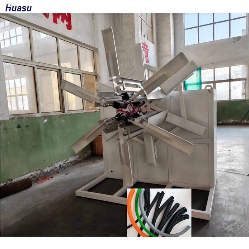 Línea de extrusión de tubería corrugada de doble pared con motor AC Siemens Beide, 48 moldes y relación de tornillo 33:1