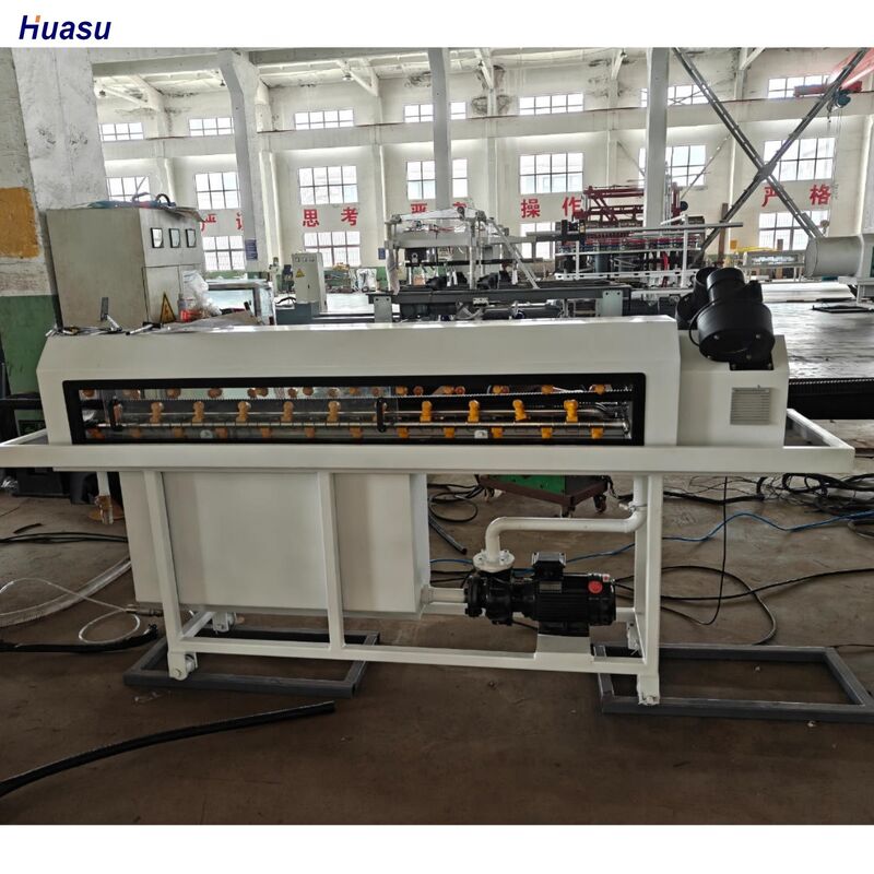 Línea de extrusión de tubos ondulados de pared única totalmente automática con enfriamiento por agua y motor Siemens para producción de alta velocidad