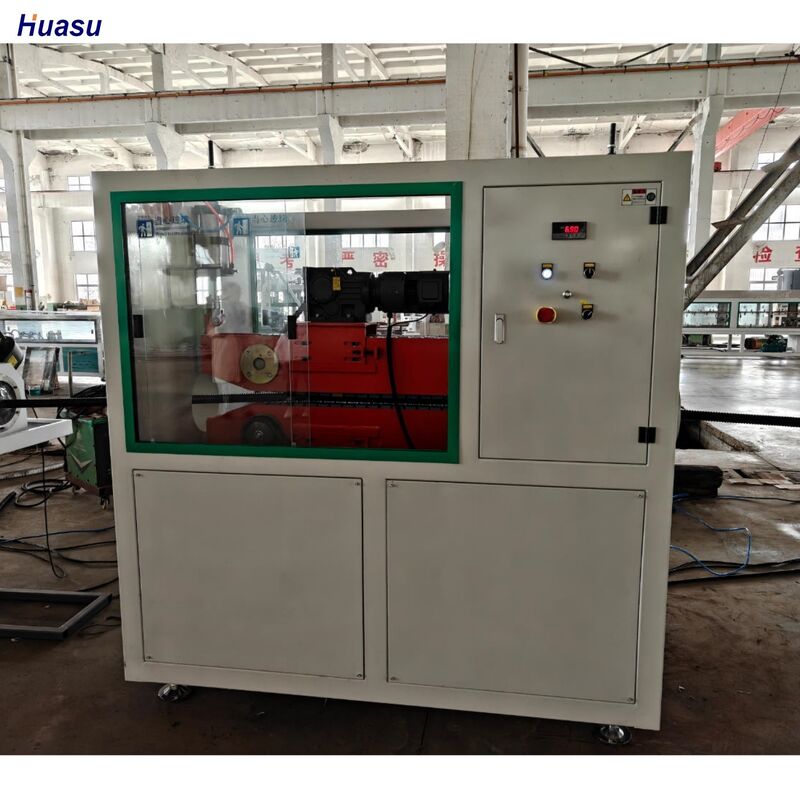 Línea de extrusión de tubería corrugada de pared simple con tamaño máximo de tubería de 110 mm, sistema de enfriamiento por agua y motor Siemens para producción de alta velocidad