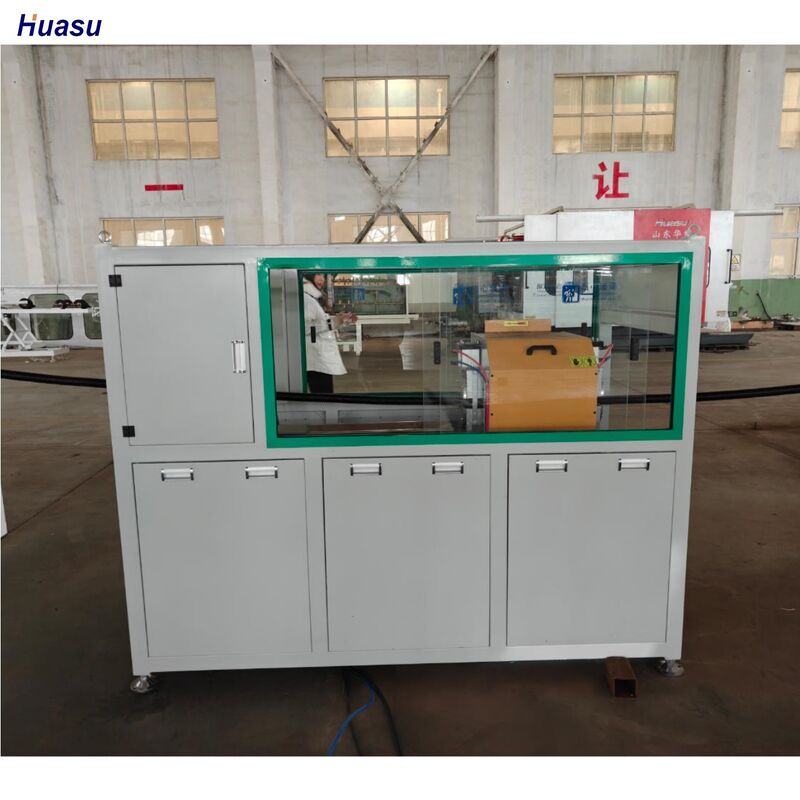 Línea de extrusión de tuberías onduladas de pared única con capacidad de 400-1000 y rango de diámetro de tubería de 16 mm-1600 mm para la producción automática de tuberías de ondulación