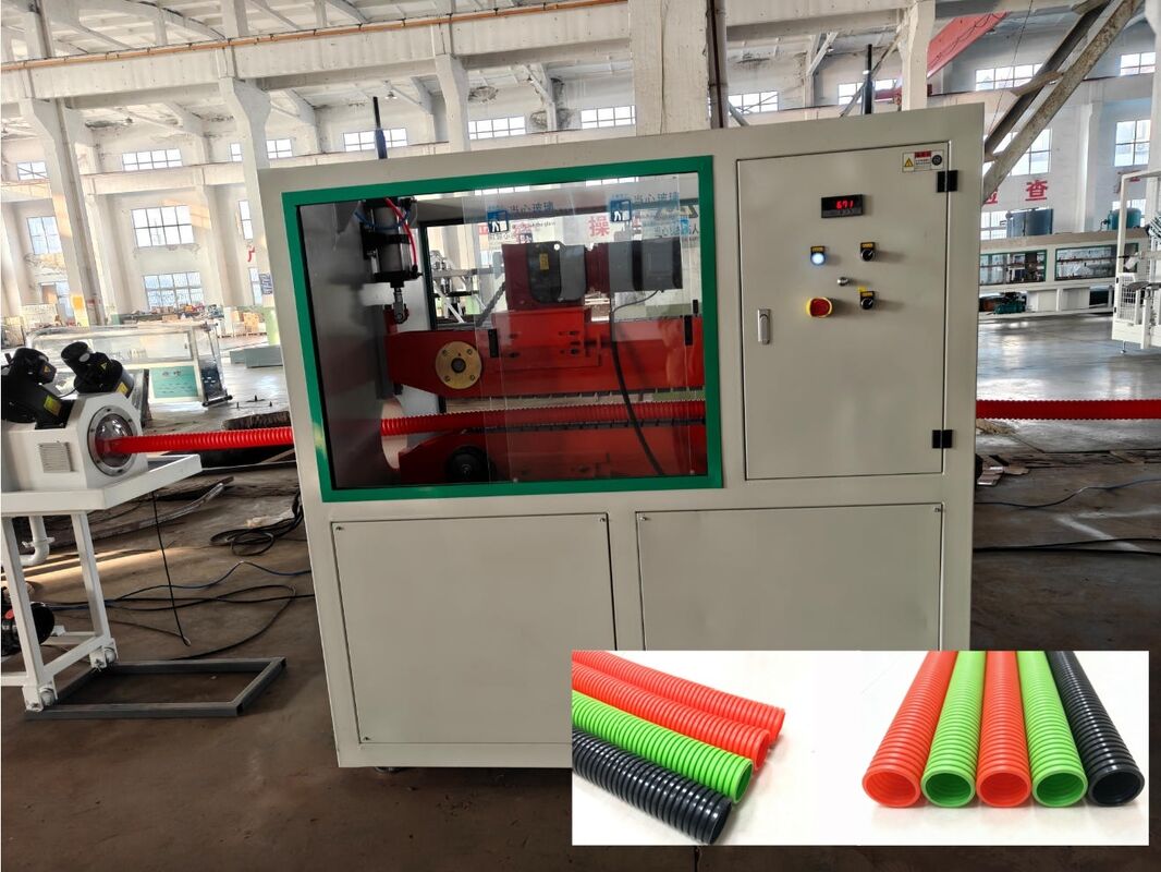 Línea de extrusión de tubos ondulados de pared única con estructura de canal de tornillo profundo y motor Siemens para una producción de alta precisión