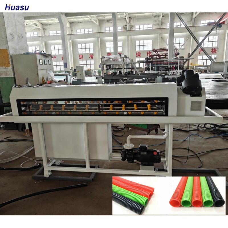 Línea de extrusión de tuberías onduladas de pared única con material de barril 38CrMoAlA y electrónica principal de Siemens Schneider con control remoto PLC
