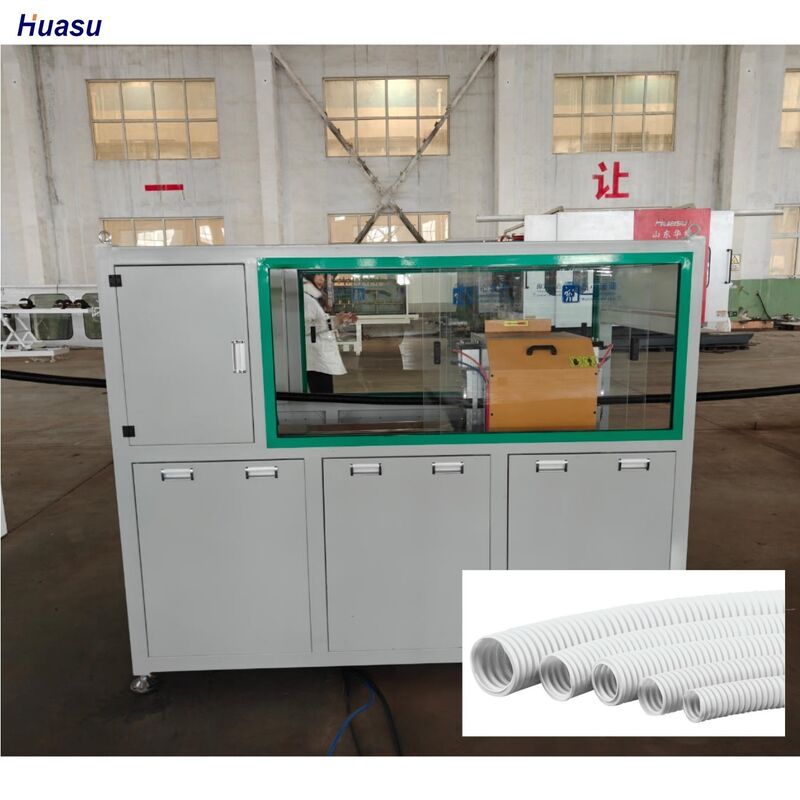 Línea de extrusión de tubería corrugada de pared simple con control PLC, con material de tornillo 38crmoala y 1 juego de corrugador para operación