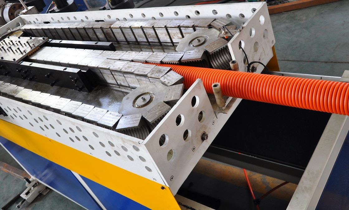 Maquinaria acanalada del tubo de la pared doble de alto rendimiento, extrusor acanalado SBG-63 del tubo