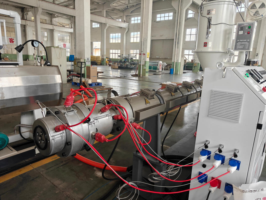 PLC Control Spiral Pipe Extrusion Line Incorporating PP Pipe Material and 100m Roll Winding Machine for Consistent Pipe